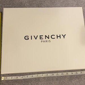 Givenchy Packaging